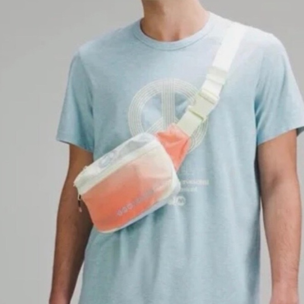 NWT Lululemon x Madhappy Ombre Crossbody Belt Bag! - Picture 9 of 11